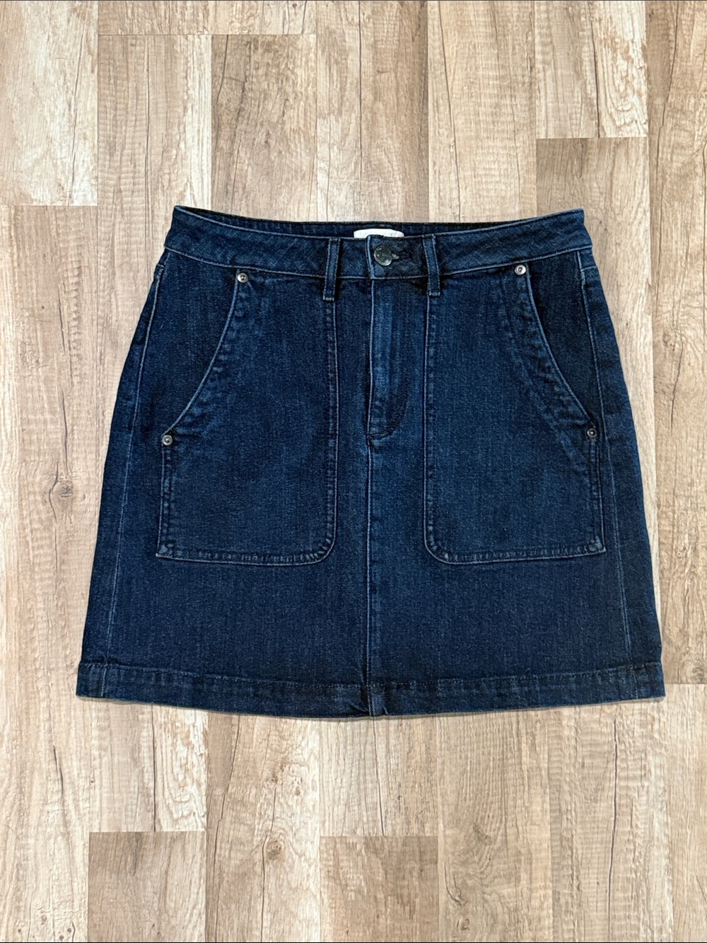 GAP Dark Blue Denim Mini Skirt size 4